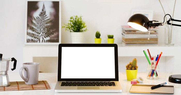 5 Small Miracles That Happened When I De-cluttered My Home Office