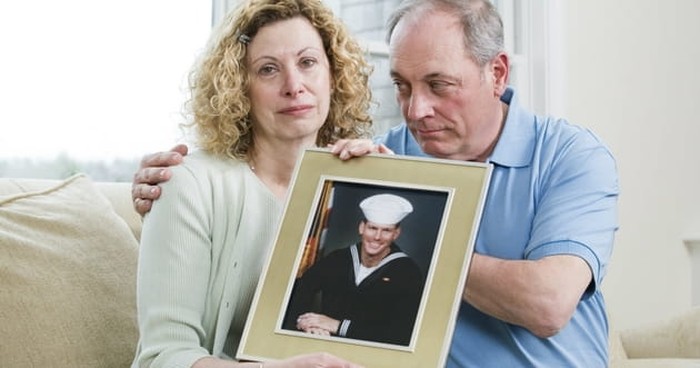 Be a Hero to a Hero: 5 Ways to Support Families with Fallen Soldiers 