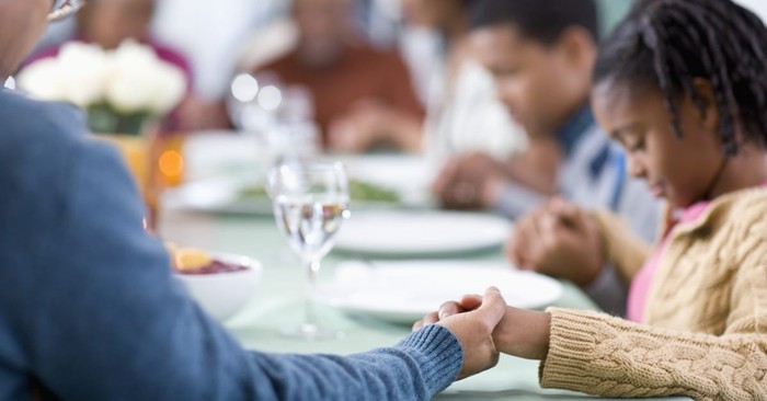 Does God Require Christians to Pray Before Meals?