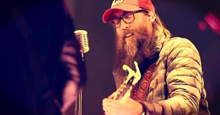 ‘How He Loves Us’ – Blessed Song From Crowder Live At Passion