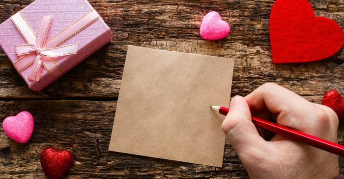 Has Culture Lost Touch with Old-Fashioned Love Letters?
