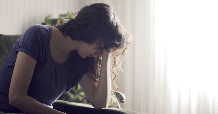 7 Difficult Ways Grief Shows Up during the Holidays