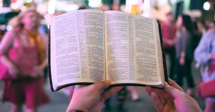 3 Contradictions in the Bible and How to Explain Their Truth to Agnostics
