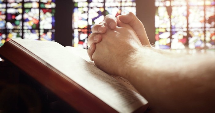 How to Pray for Your Pastor this Easter