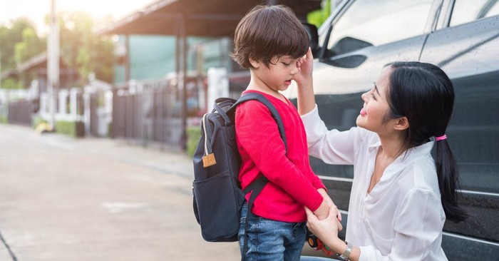 A Prayer to Pray with Your Kids before School 