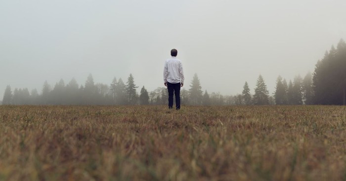 What Are the 10 Habits of Lonely People?