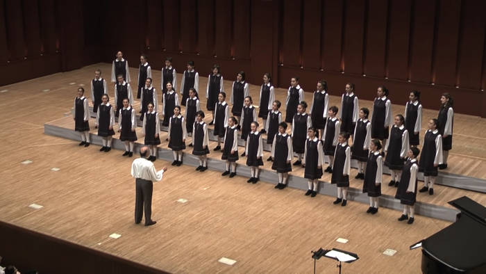 39 Angelic Voices Sing Classic From The Sound Of Music
