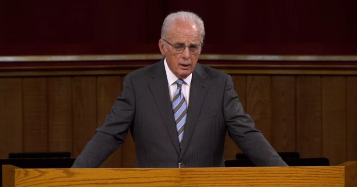 John MacArthur's Church Defies Order to Close: 'We Must Obey God Rather Than Men'