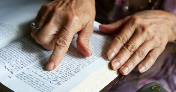 10 Bible Reading Plans to Start This January 