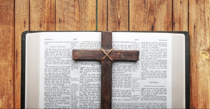 4 Differences between the Old and New Testaments