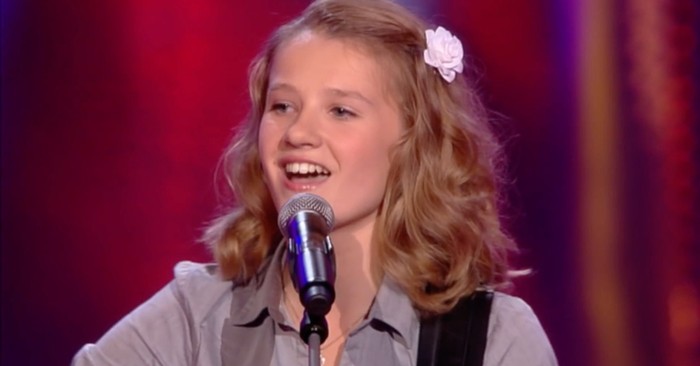 14-Year-Old Plays Guitar And Sings Dolly Parton Classic 'I Will Always Love You'