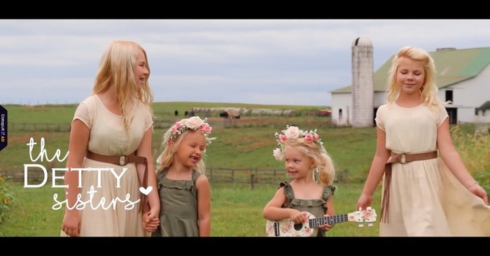 4 Adorable Sisters Sing 'Oh How I Love Jesus'