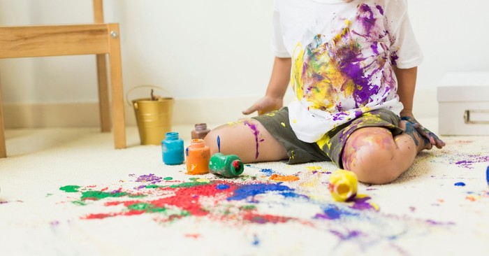 10 Tips for Embracing the Mess as a Busy Mom