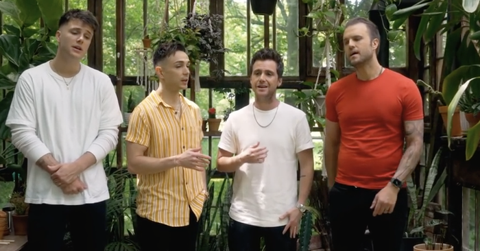 Men of Anthem Lights Sing 'You Are My Sunshine'