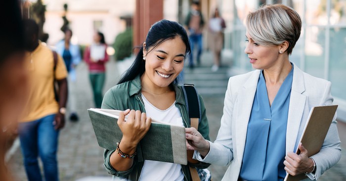 6 Prayers for Teachers Starting the School Year