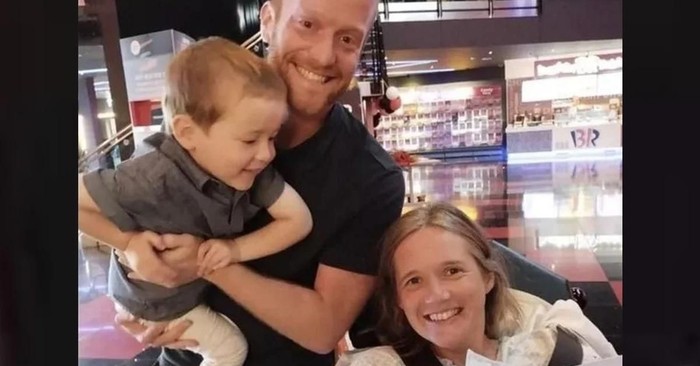 Pregnant Mom Realizes Too Late She’s in Labor at Movie Theater, Ends Up Giving Birth in Lobby