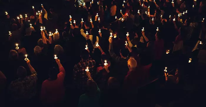 Survey Shows Christmas Church Attendance Is on the Decline