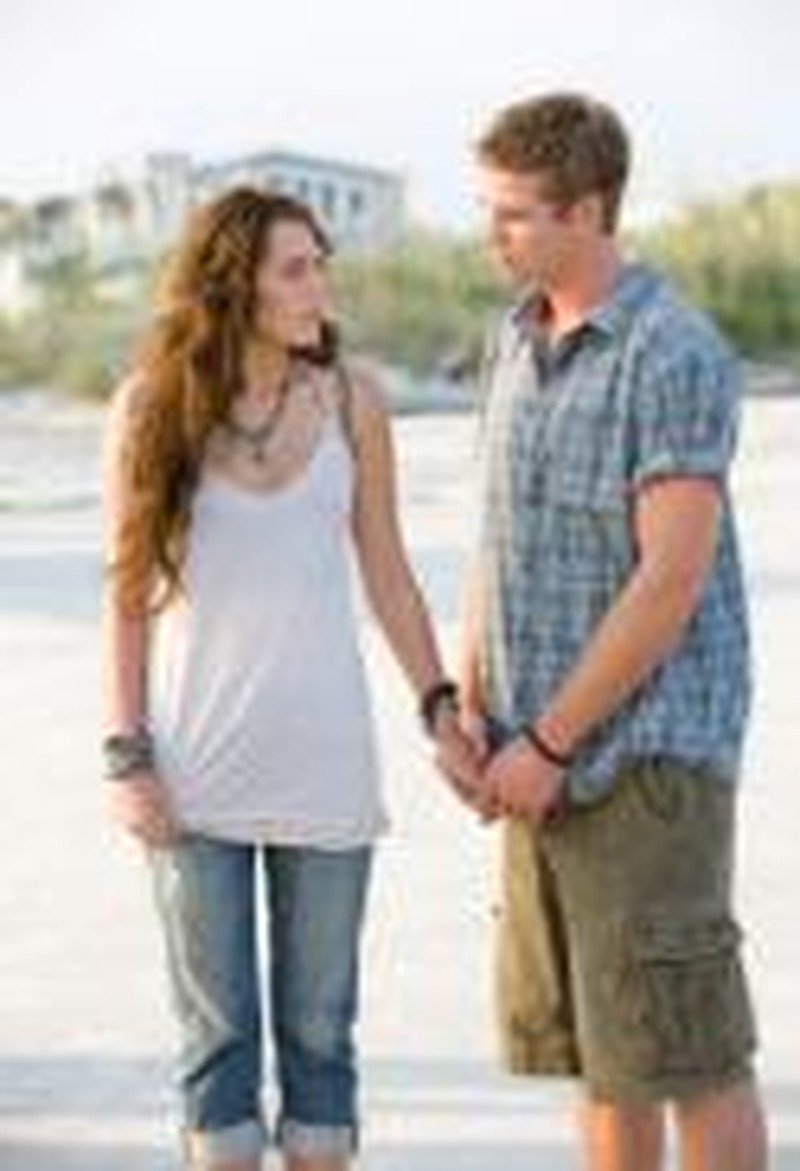 Faith, Family and Forgiveness Play the Accompaniment for <i>The Last Song</i>