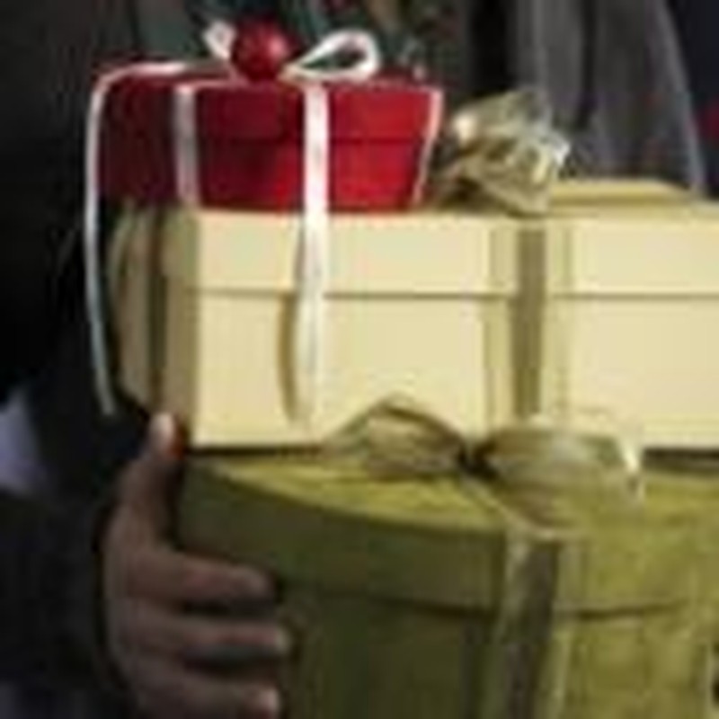 Managing The Cost of Christmas Present
