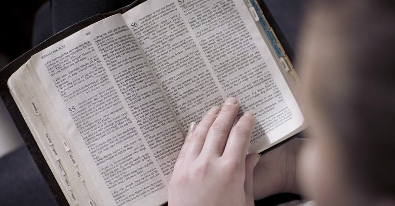 5 Tips Everyone Should Follow When Reading the Bible