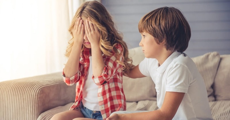 How Can I Teach My Children the Importance of Apologizing? 