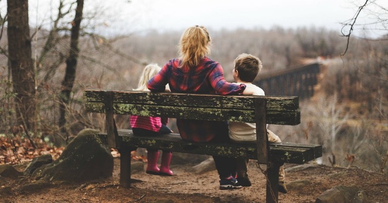 10 Ways Parents Can Engage Kids with God’s Word for Life