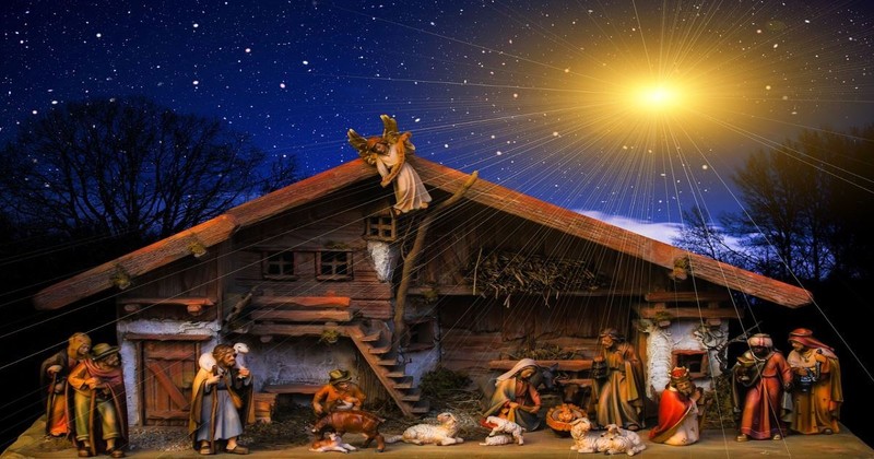 10 of the Most Famous Christmas Poems and Hymns