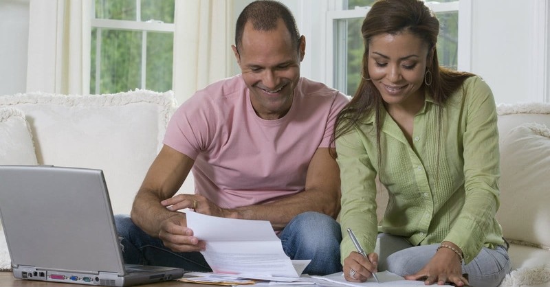 6 Easy Budget Tips That Can Cut Couples’ Spending in Half