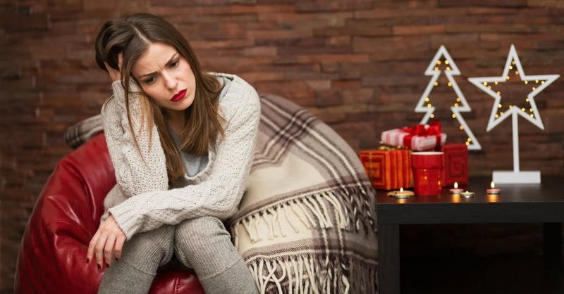 3 Advent Prayers for When You Don't Feel "Merry"