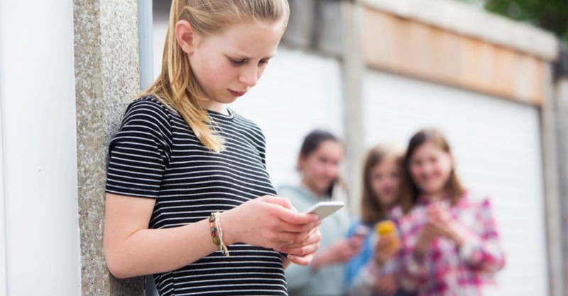 Here are 8 Ways to Protect Your Children from Cyberbullying