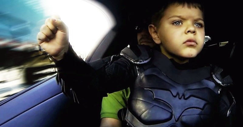<i>Batkid Begins</i> Brings Out the Best in Social Media