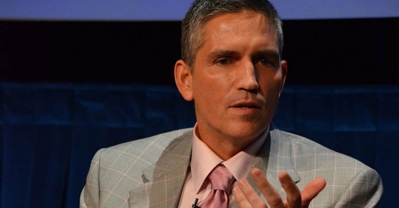 Jim Caviezel Surprises Students and Brings a Message of Faith