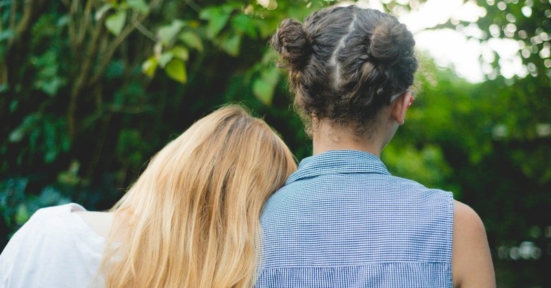 5 Ways to Support a Friend with Breast Cancer