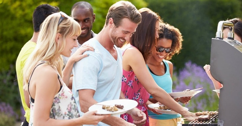 10 Simple Ways to Meet Your Neighbors This Summer