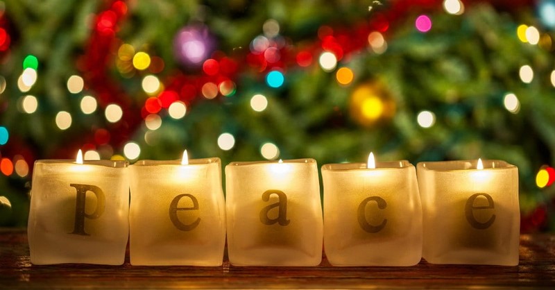 25 Joyful Prayers to Ready Your Heart for Christmas
