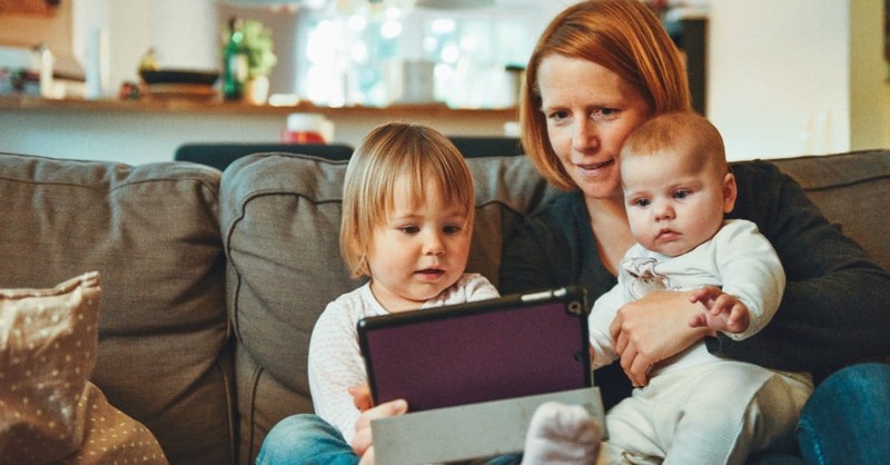 1 Type of Screen Time That May Actually Bring Families Closer Together