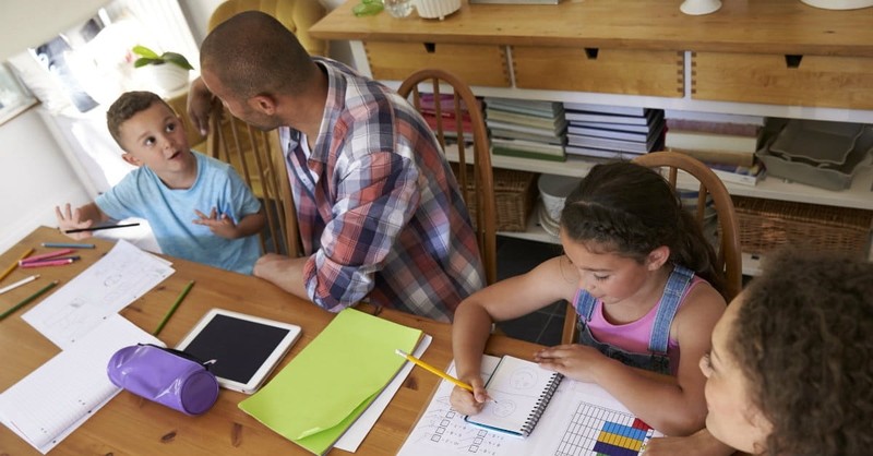 5 Reasons Why Homeschooling is Smart for Your Children - Jessica Parnell