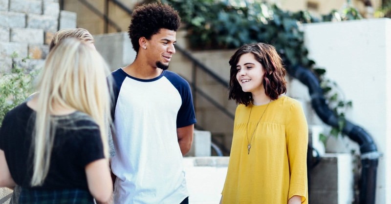 12 Things to Pray for the Teens You Know