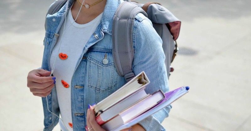 10 Protective Prayers for Your College Student's Whole Year