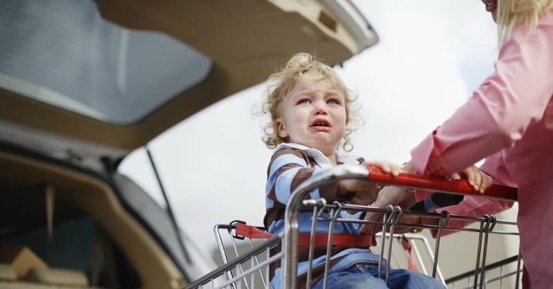 6 Things You Should Never Say to the Mom of a Screaming Toddler