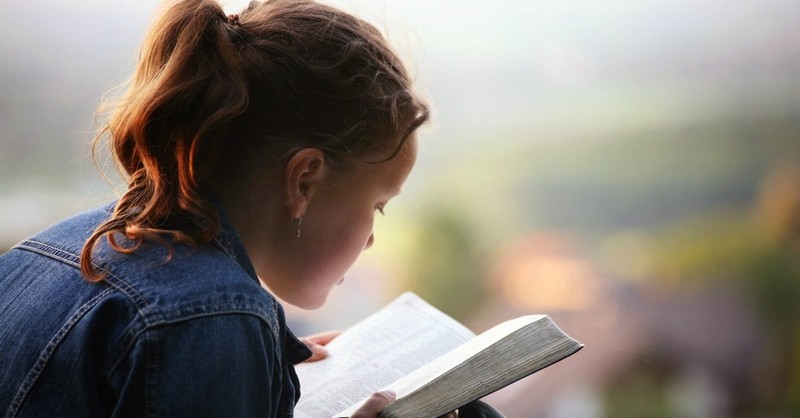 25 Verses to Memorize with Your Kids