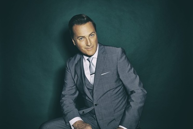 Cracker Barrel Old Country Store® Partners with  Michael W. Smith to Sponsor "Spirit of Christmas Tour"