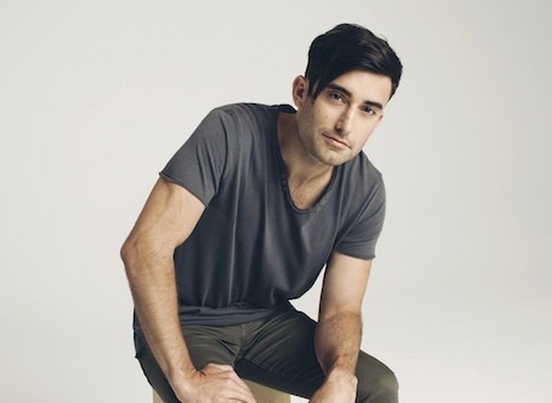 Phil Wickham Ascends to First Career No. 1 Single with “This Is Amazing Grace” Topping National Christian Audience Chart  