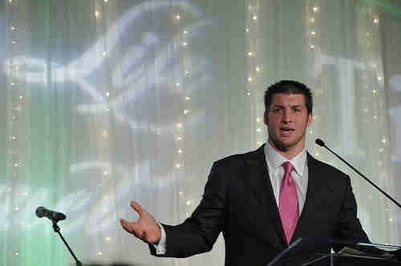 Tim Tebow: An Unwelcomed Truth  Tim tebow, Tim tebow quotes, Asking for  prayers