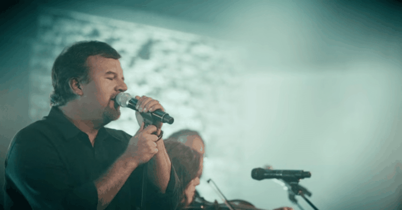 ‘Good Good Father’ – Stunning Worship From Casting Crowns