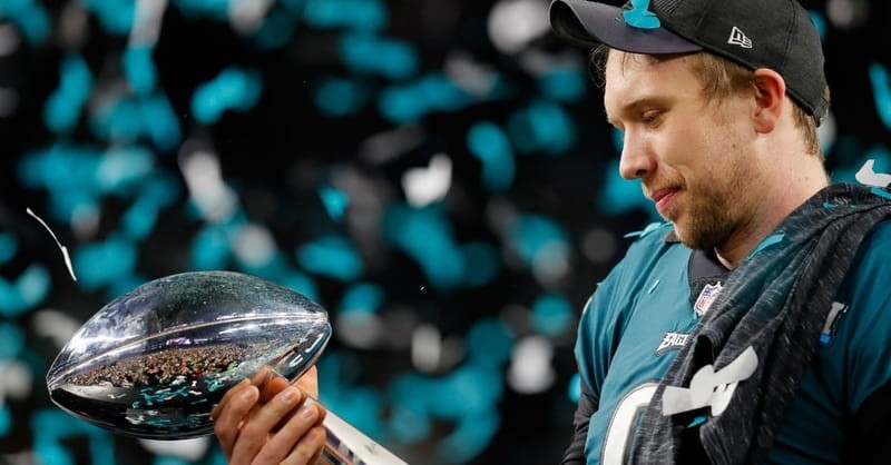 Super Bowl MVP Nick Foles Gives 'All the Glory to God' for Win
