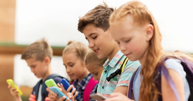 France Banning Smartphones from Schools