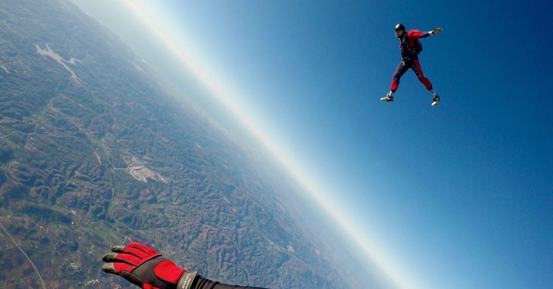 Skydiver Survives 200-Foot Fall following Mid-Air Collision, Says Jesus Saved His Life