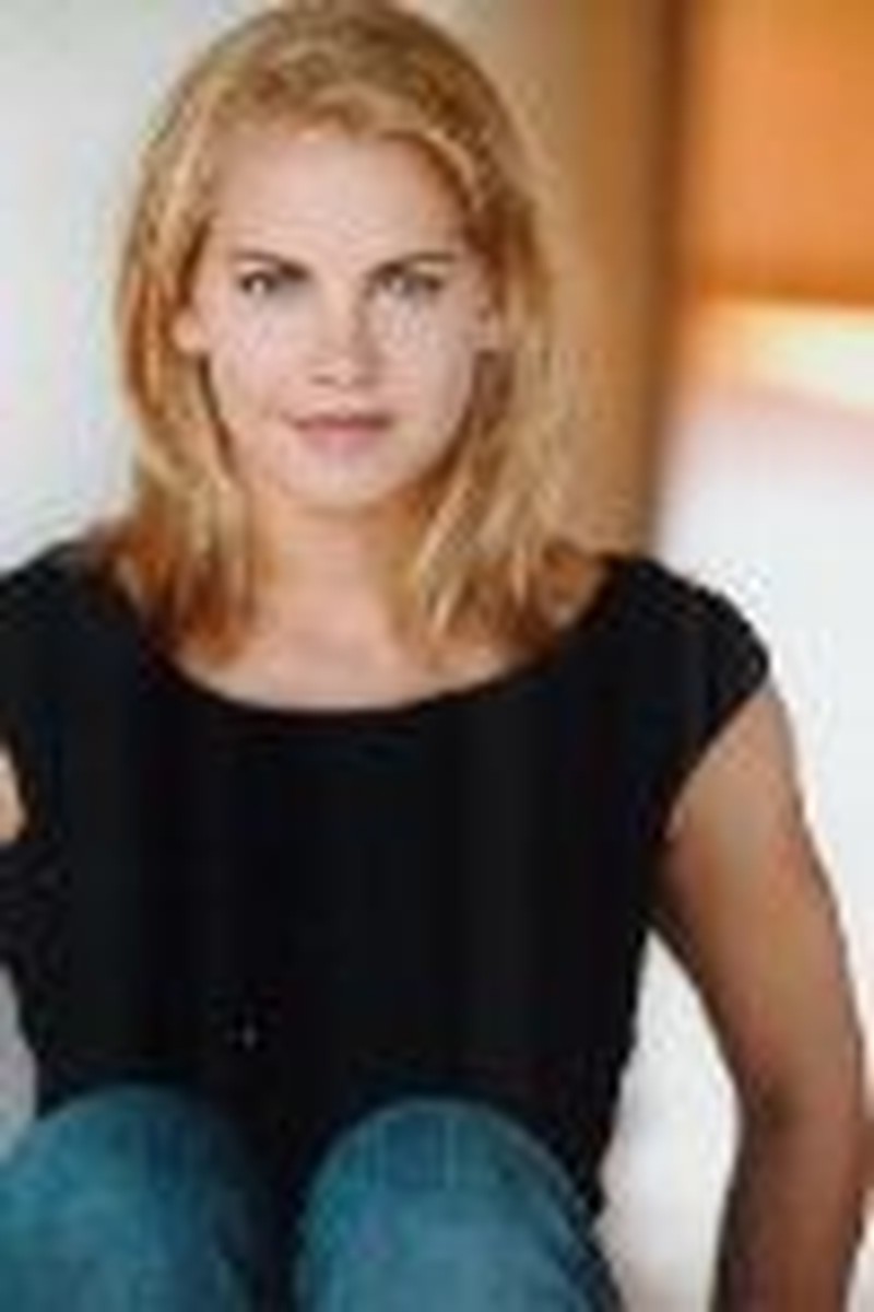 Hollywood Newcomer Maddy Curley Proves She Can "Stick It"