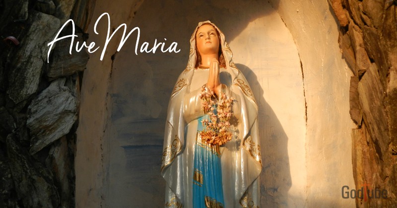 What are the lyrics to 'Ave Maria', and who composed the music